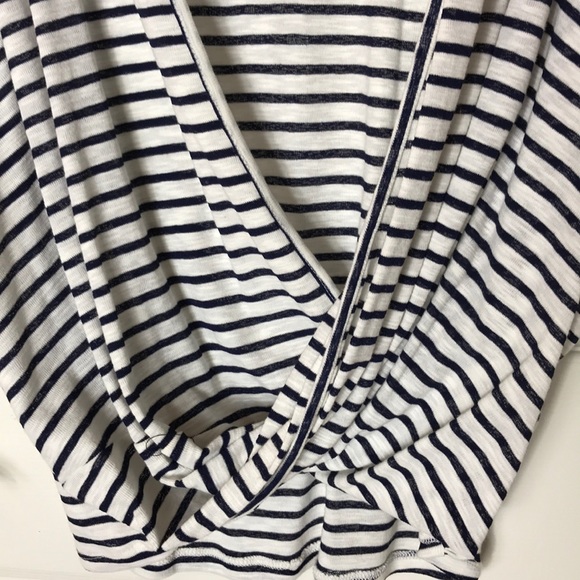 Eri & Ali Striped crossover top Sz S NWT anthro - Picture 3 of 4